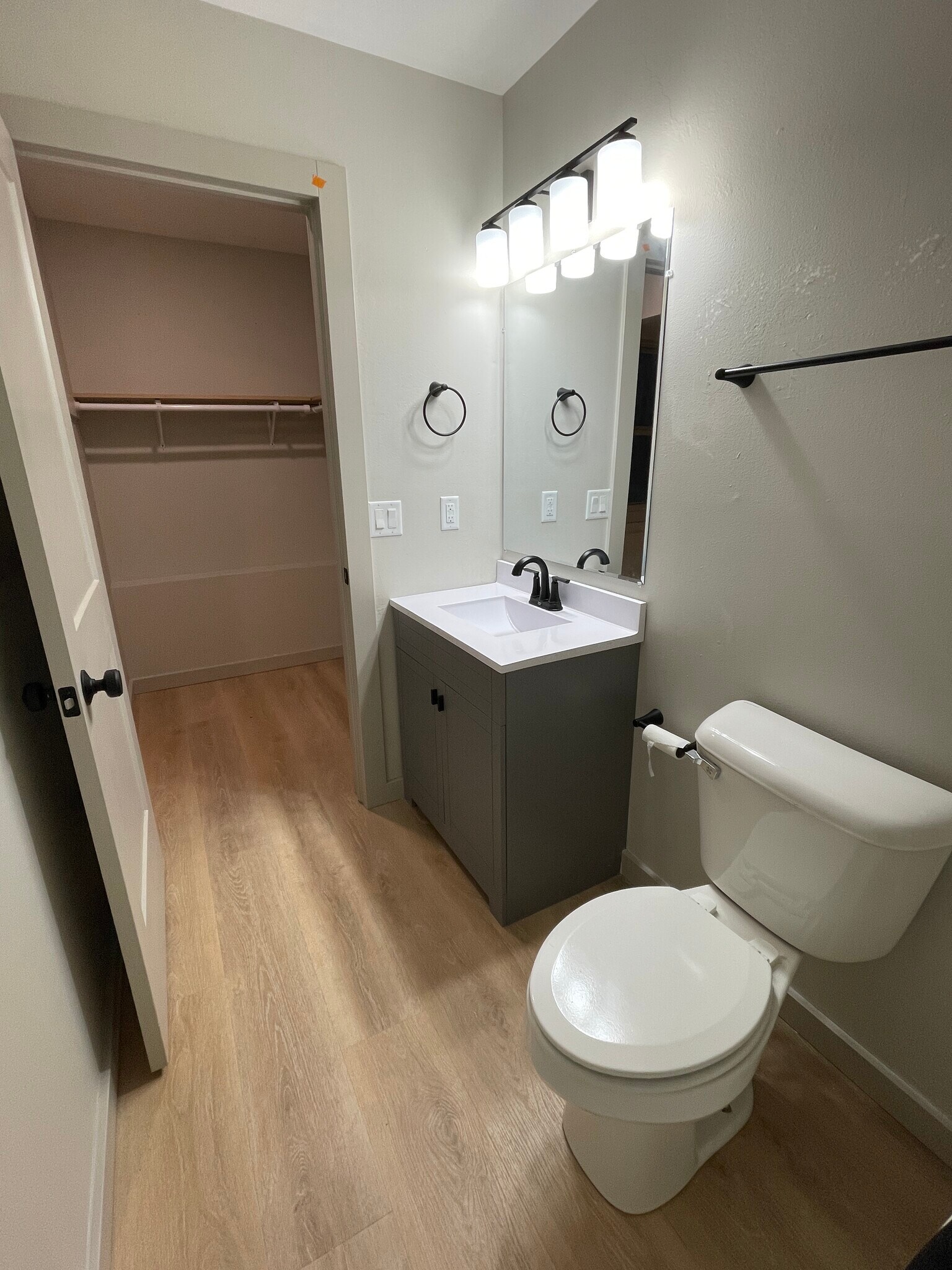 Building Photo - 2931 King James Way