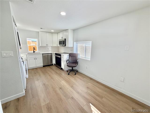 Building Photo - 4310 Steele St