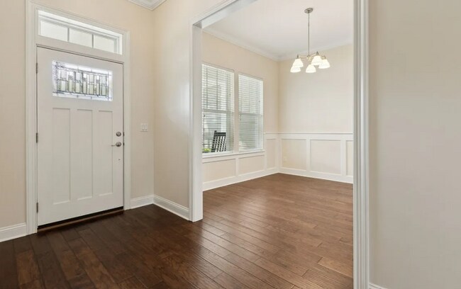 Building Photo - 4 Bed/3 Bath Coastal Beauty!