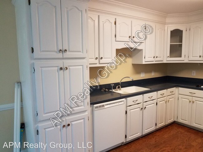 Building Photo - 3 br, 2 bath House - 18 Ricemill Ferry
