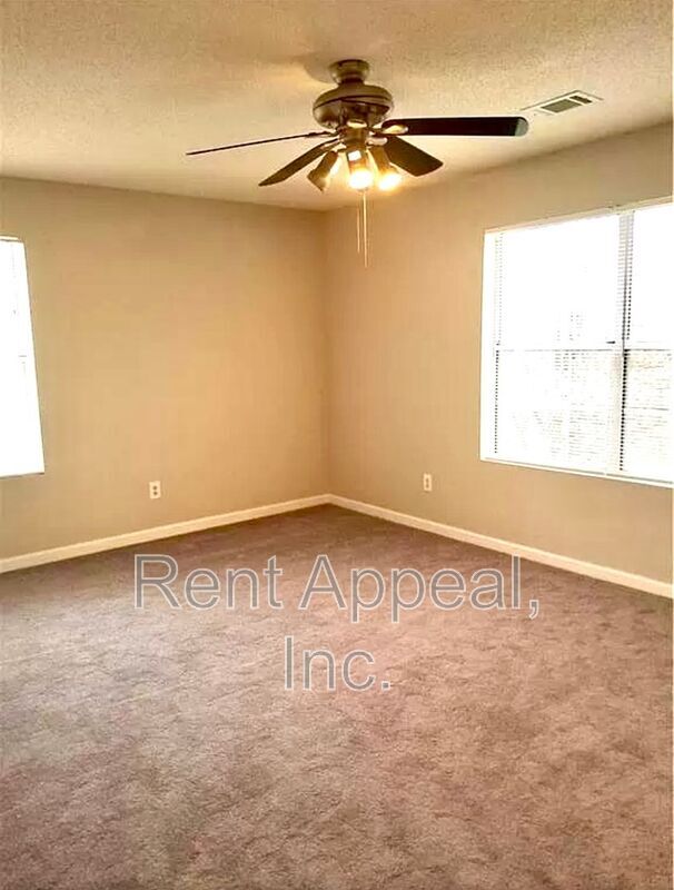Building Photo - 4143 Lake Mist Dr NW