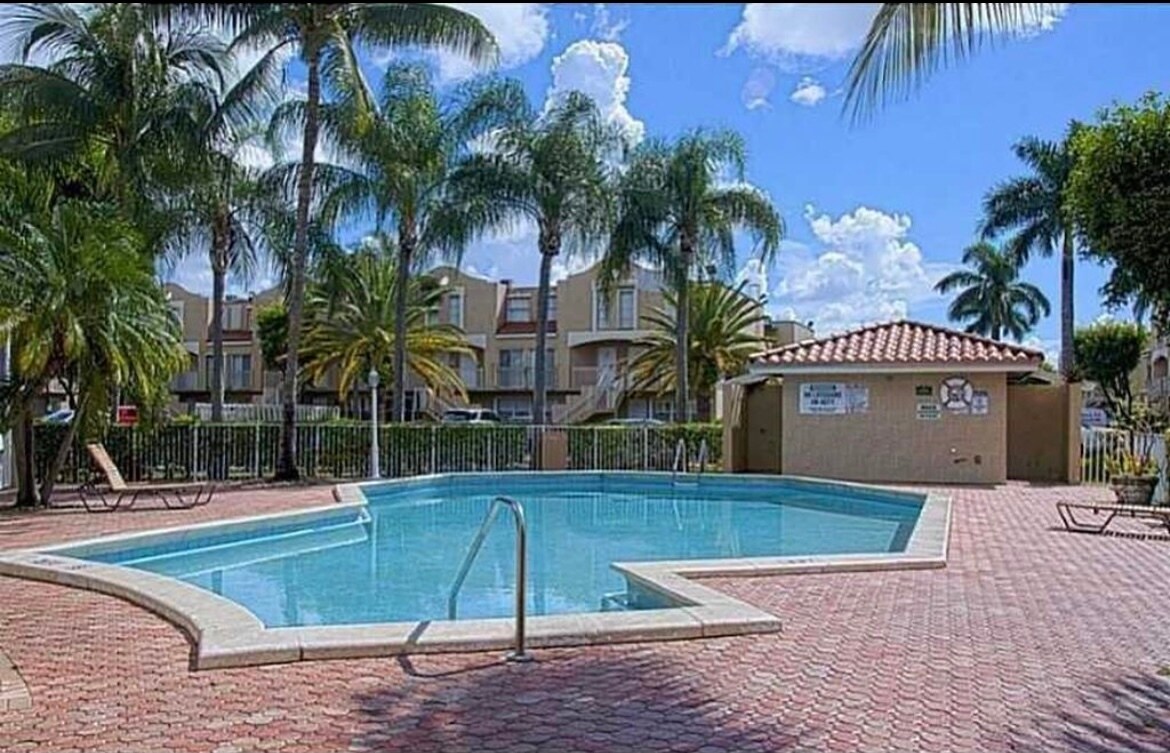 Building Photo - 510 NW 86th Pl