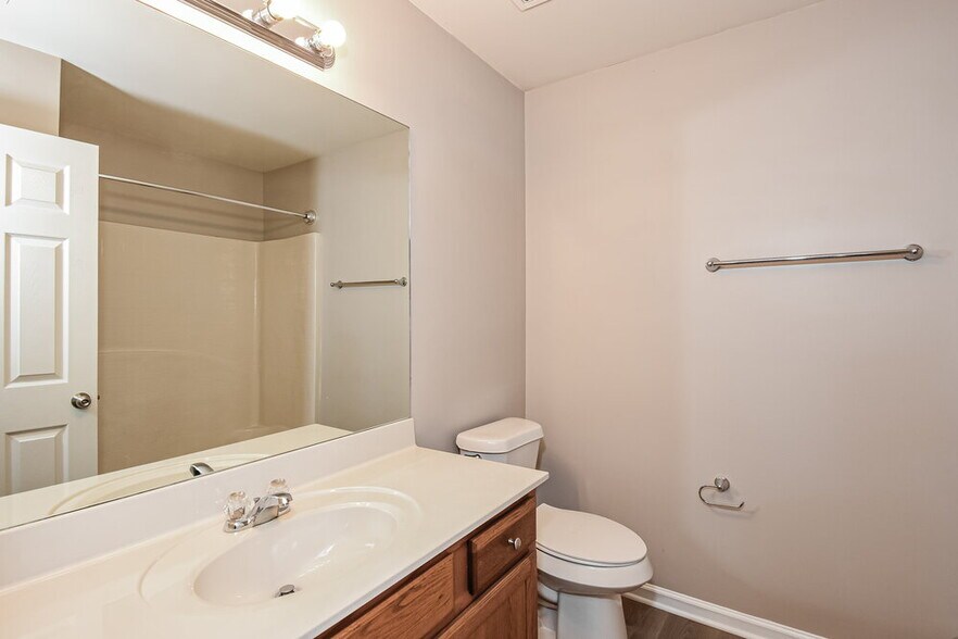 Building Photo - 2740 Gatewater Ct