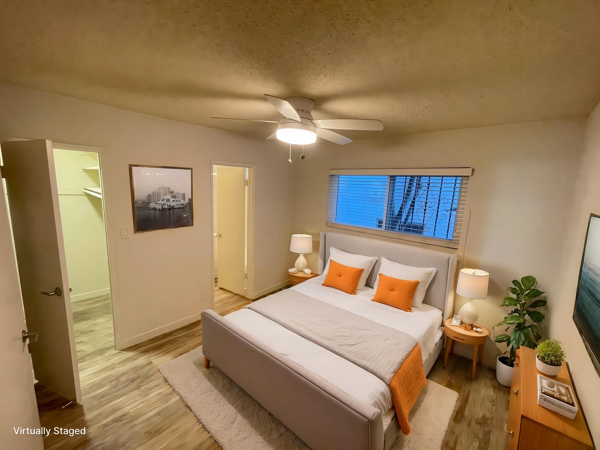 Building Photo - 25 Navy St