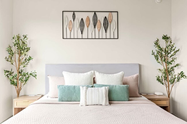 Building Photo - 777 11th St NW