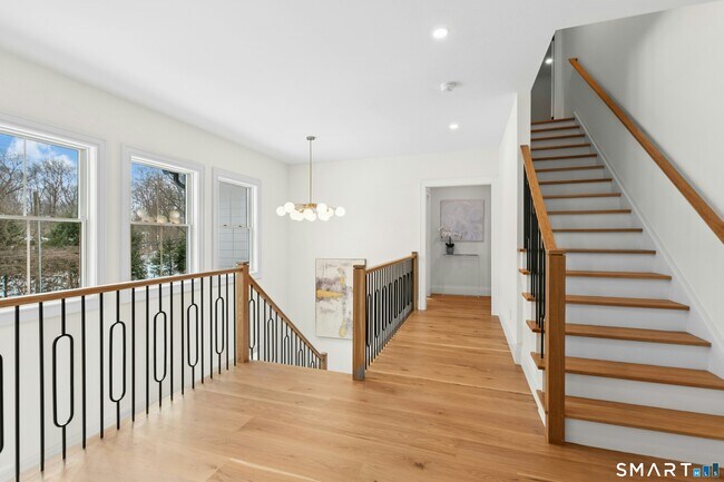 Building Photo - 20 Marianne Rd