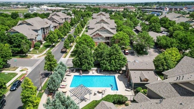 Building Photo - Remodeled 2 BR/2 BA Unit near Edora Park/Epic and Spring Creek Trail