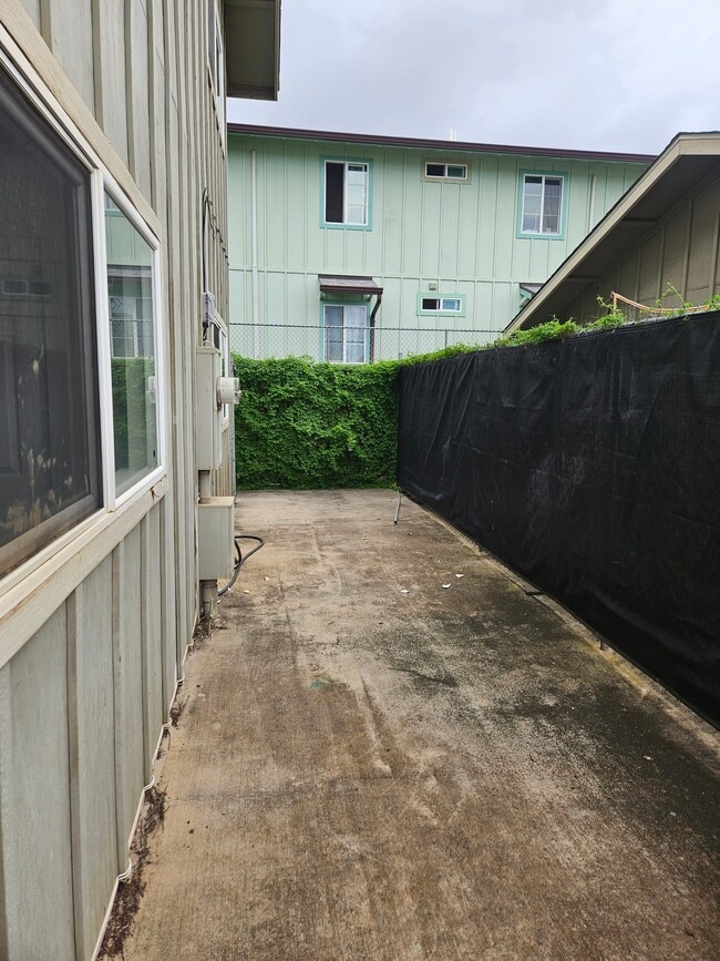 Building Photo - 2044 Ulei Pl