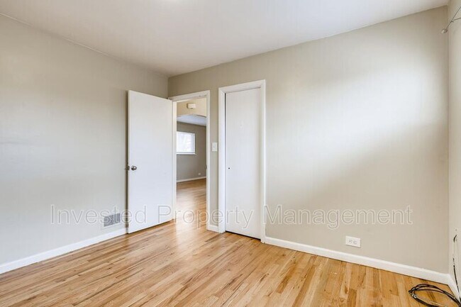 Building Photo - 3521 S Downing St