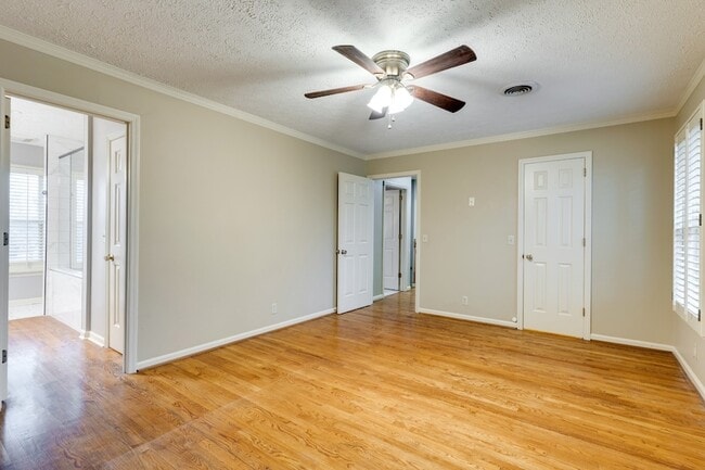 Building Photo - 103 Crosspointe Ln