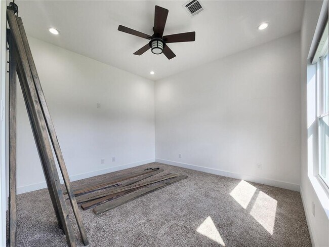Building Photo - 2529 FM356