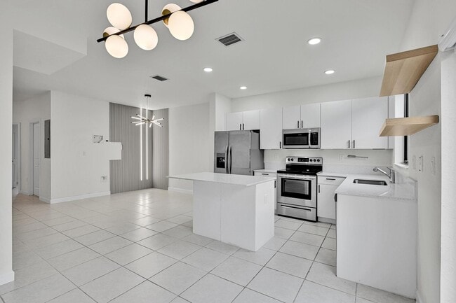 Building Photo - 13234 SW 285th St