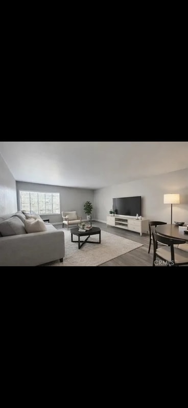 Building Photo - 15375 6th St