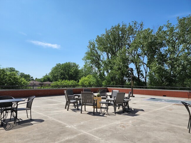 Terrace outside party room - 6500 Woodlake Dr