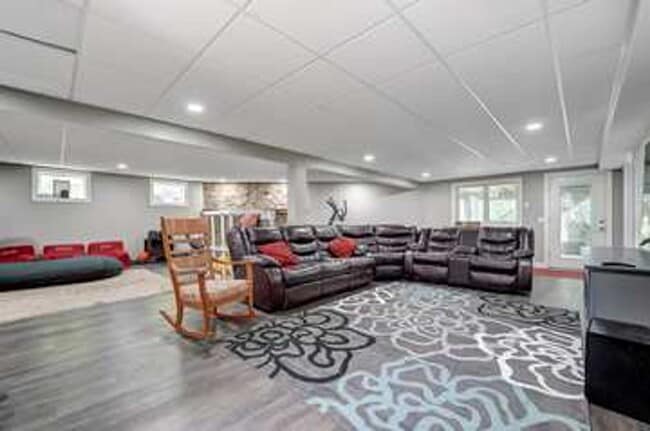 Building Photo - Beautiful Home in Cincinnati!!