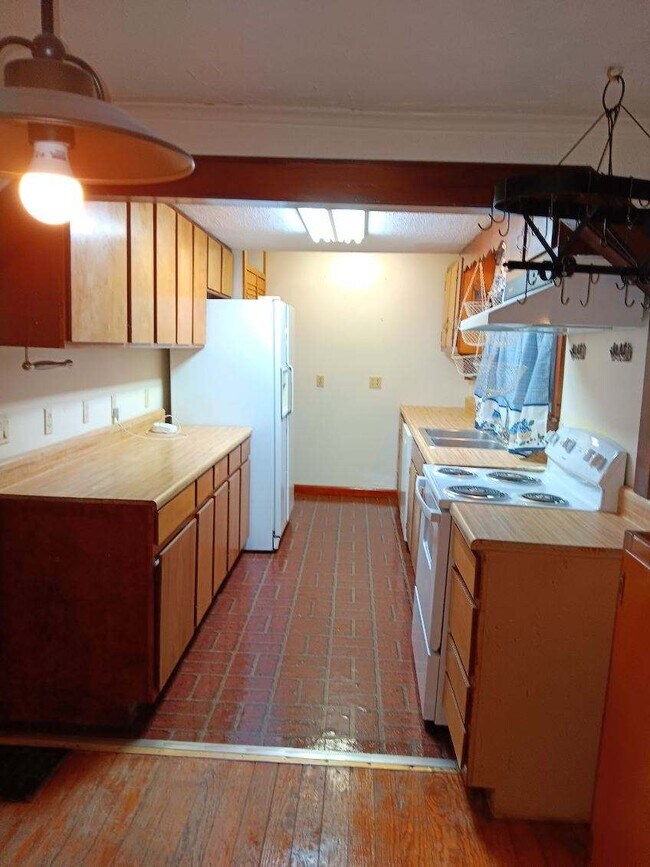 Building Photo - 2508 Edgemont Dr