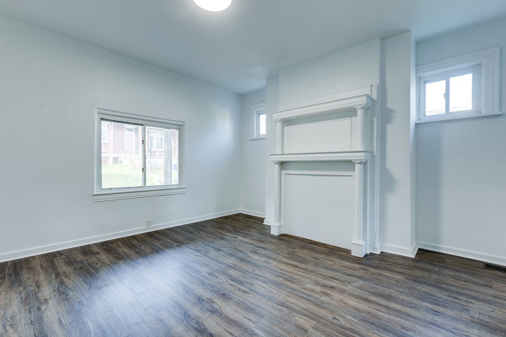 Building Photo - 623 Lillian St