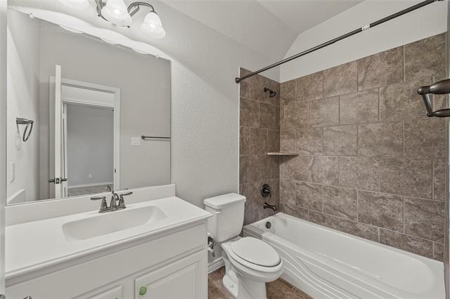 Building Photo - 2408 Comal Ct