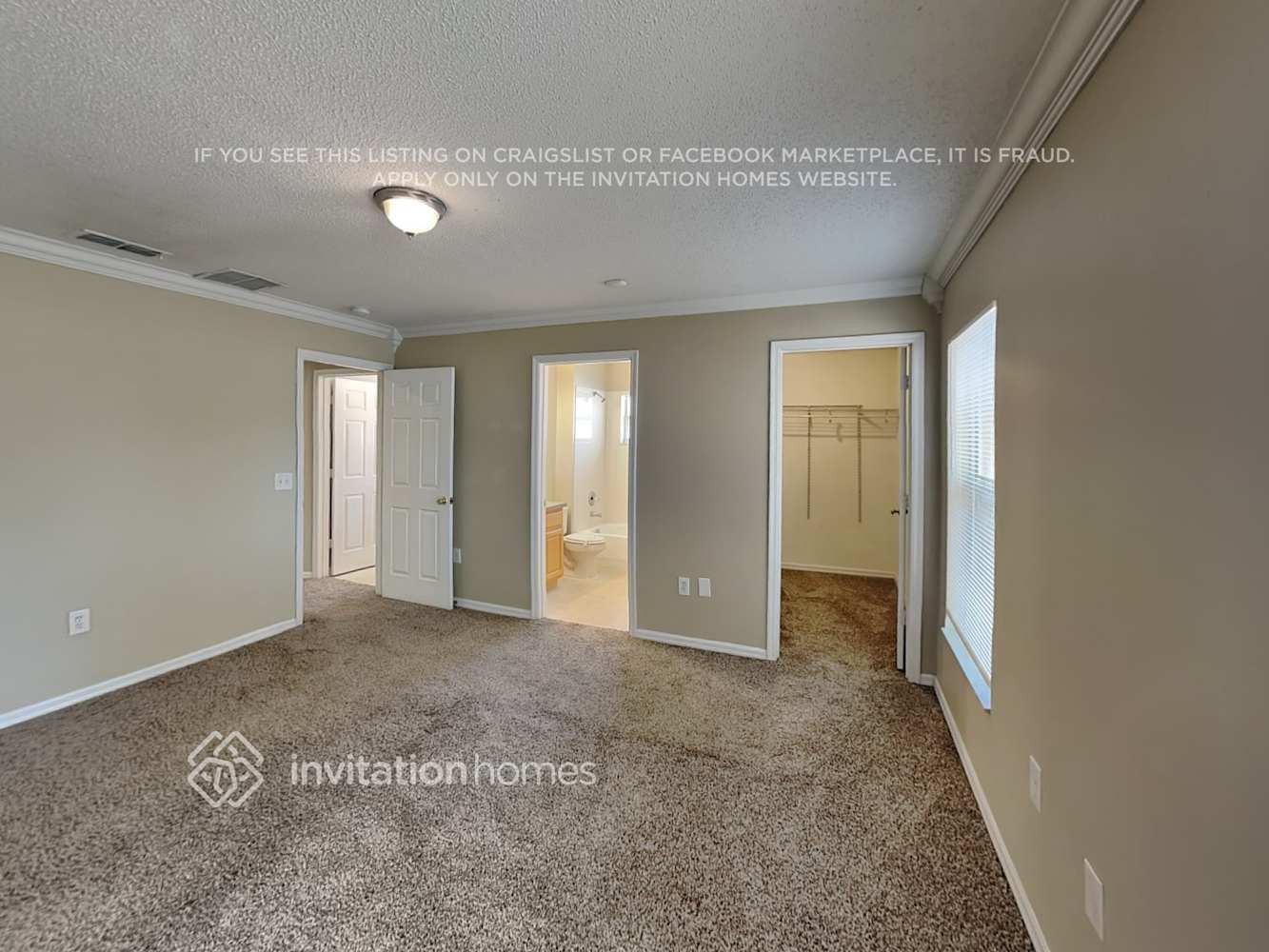 Building Photo - 2417 Knightsbridge Blvd