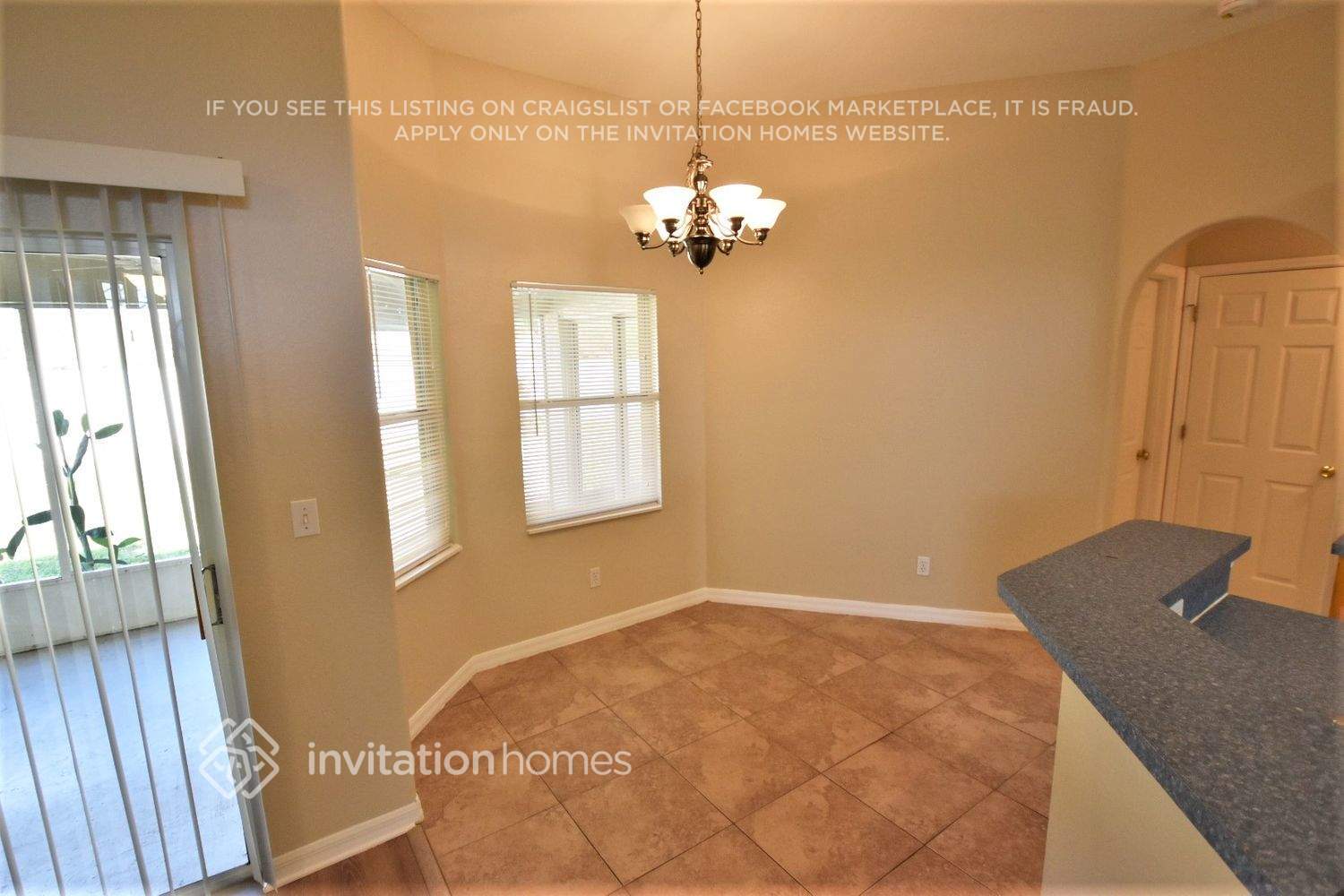 Building Photo - 1508 Sunset Village Blvd