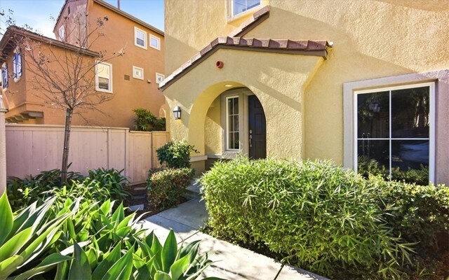 Building Photo - 8 Madagascar