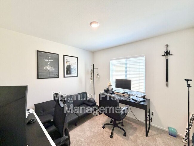 Building Photo - 30607 Cyclone Ave