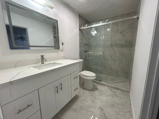 Building Photo - 2714 Spring Pl Dr