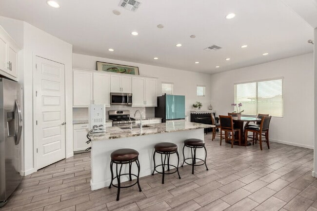 Building Photo - 24393 N 169th Dr