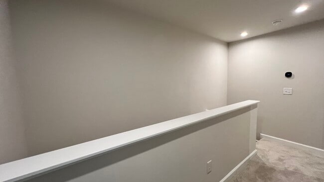 Building Photo - 243 Christiana Ln