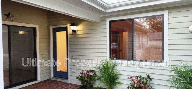 Building Photo - 6015 Caddy Cir