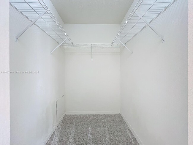 Building Photo - 4874 Sabal Lake Cir