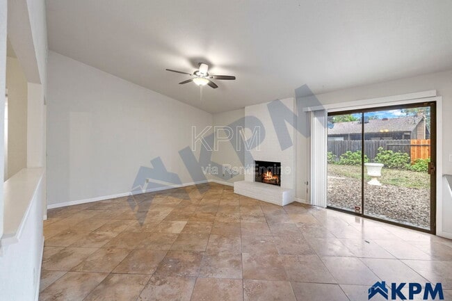 Building Photo - 9146 Blue Fox Way