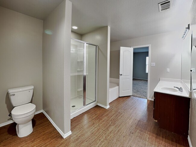 Building Photo - Spacious Two-Story Living with Loft, Luxe Primary Suite & Entertainer’s Backyard!