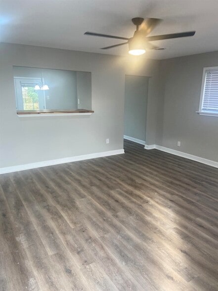 Building Photo - 602 Calumet Rd