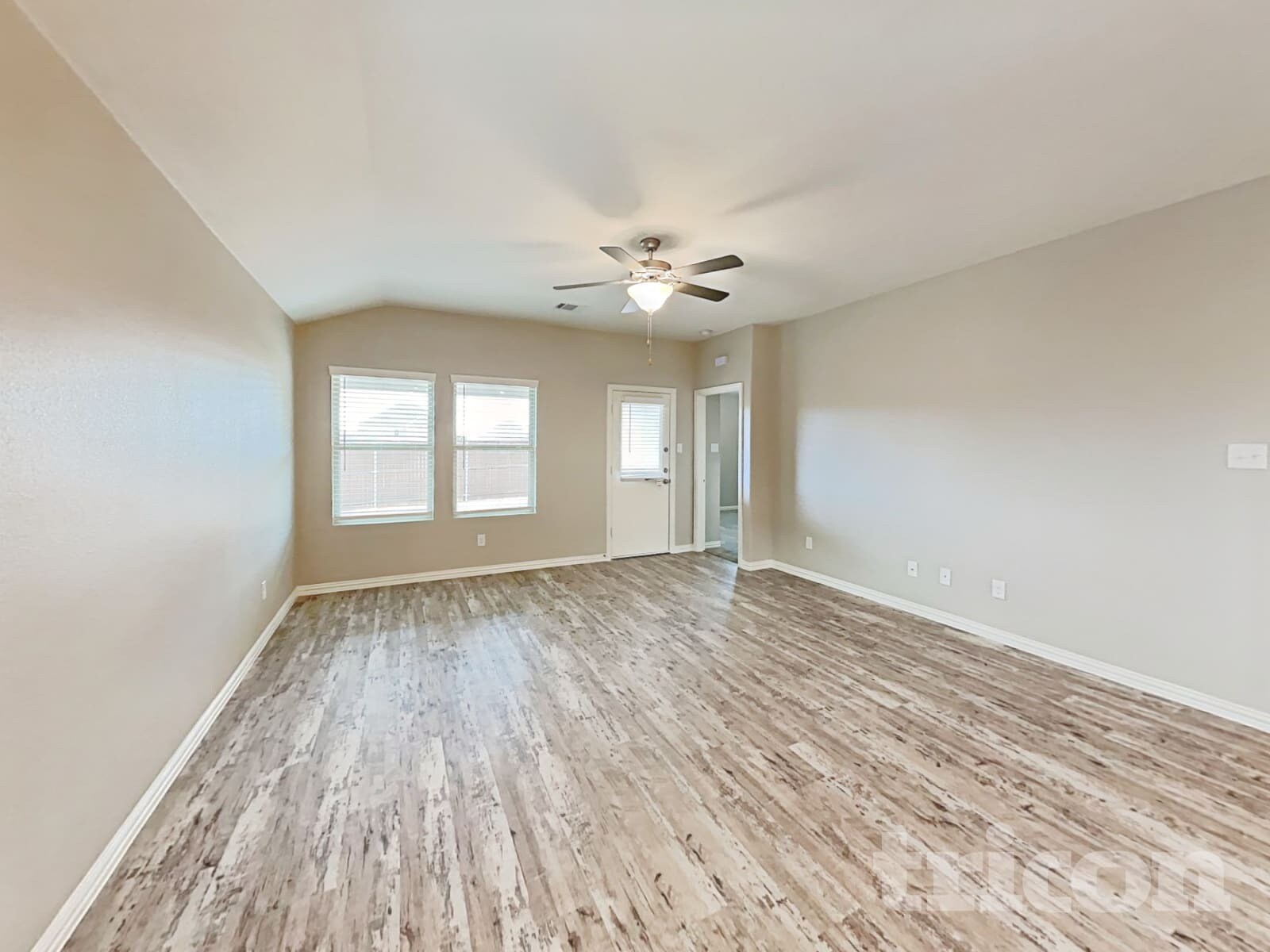 Building Photo - 275 Sunshine Ln