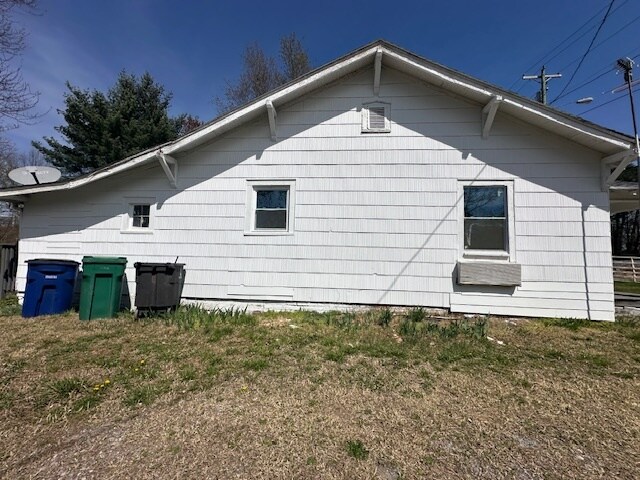 Building Photo - 5316 Old Walkertown Rd