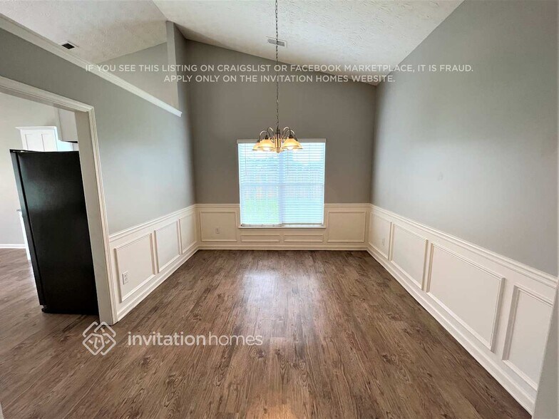 Building Photo - 40 Champions Ln