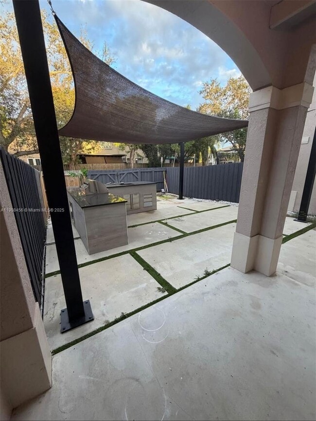 Building Photo - 965 SW 153rd Path