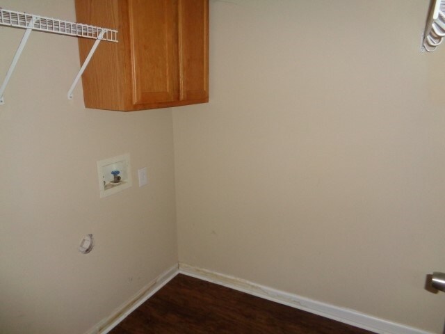 Building Photo - 5430 Harris Creek Dr