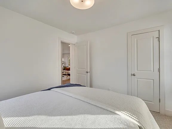 Building Photo - 2590 E 2100 S