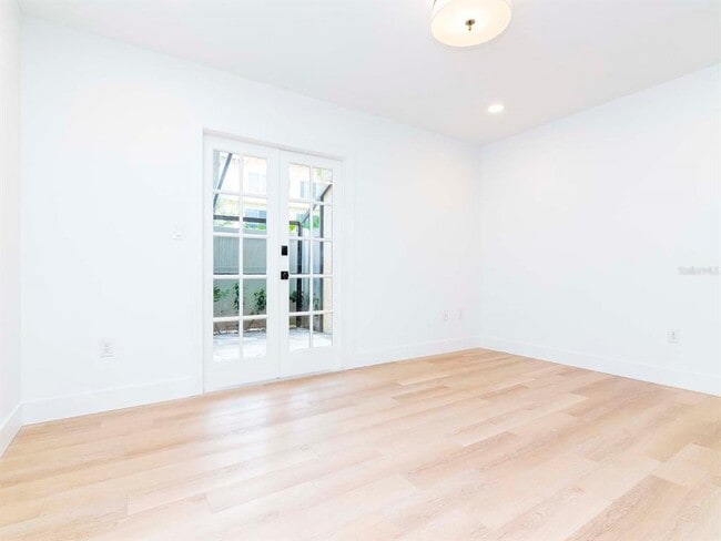 Building Photo - 107 S Obrien St