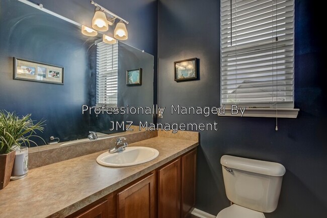 Building Photo - 28285 Cottage Ln
