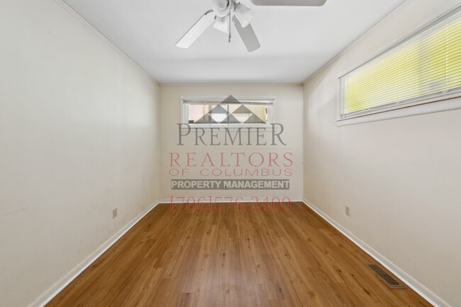Building Photo - 1706 18th Pl