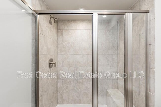 Building Photo - 2273 Marcy Dr