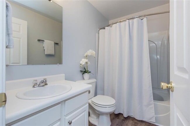 Building Photo - 519 Windstone Trail