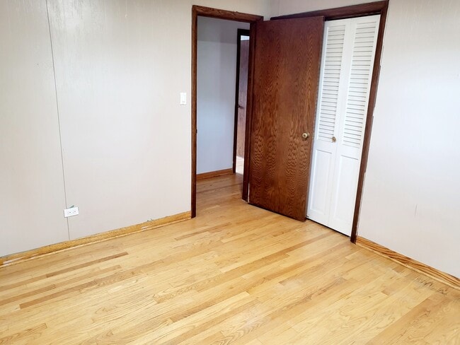 Building Photo - 10312 S Kenneth Ave