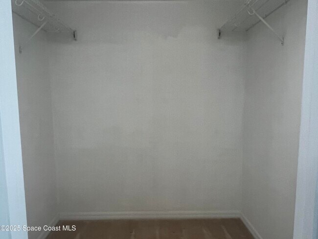 Building Photo - 1536 Grand Isle Blvd