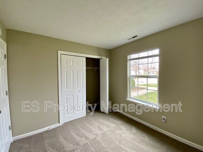 Building Photo - 3511 Lisa Cir