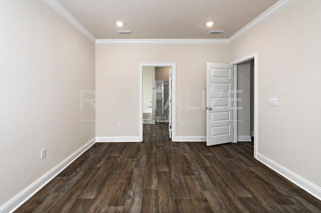 Building Photo - 14543 Dayton Cir