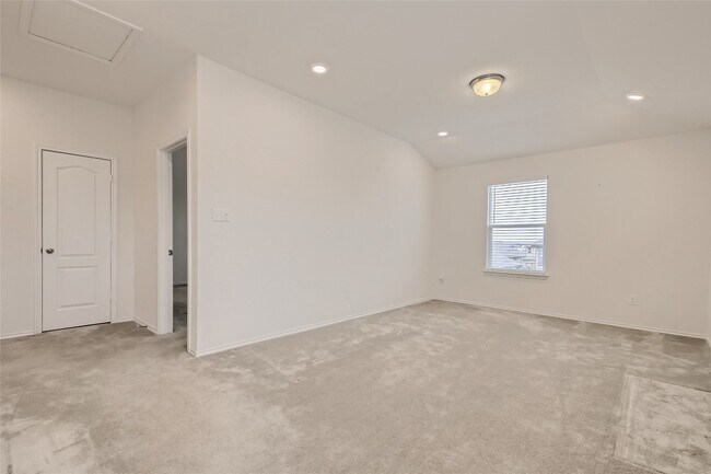 Building Photo - 316 Tordesillas Dr